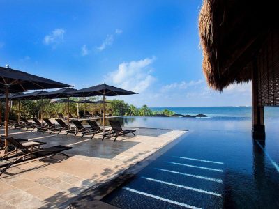NIZUC Resort & Spa Pool and Beach